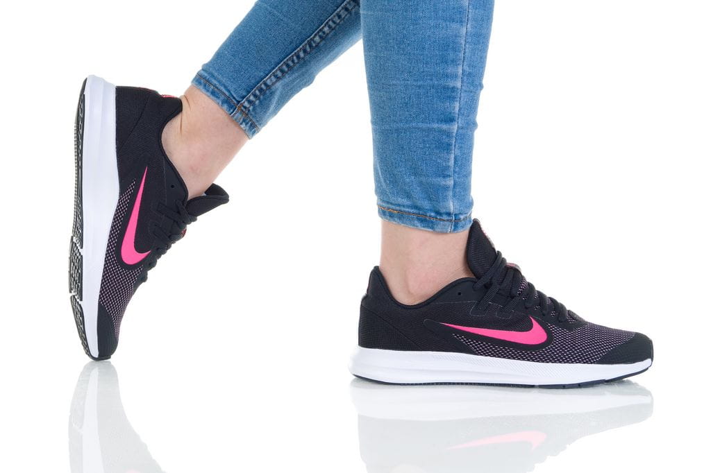 NIKE KIDS NIKE DOWNSHIFTER 9 (GS) - BLACK HYPER PINK WHITE - Image 9