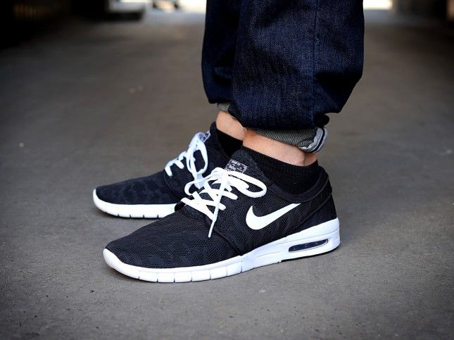 NIKE MENS STEFAN JANOSKI MAX - BLACK WHITE - Image 7