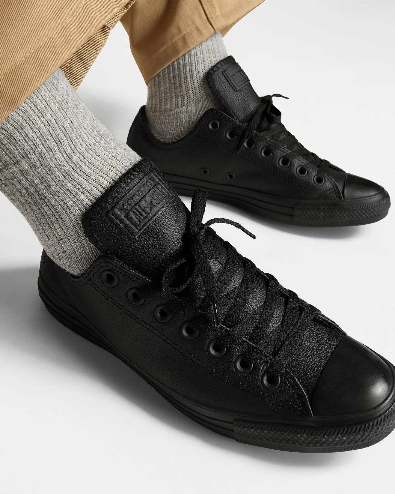 CONVERSE MENS ALL STAR LOW TOP LEATHER - BLACK MONO - Image 10