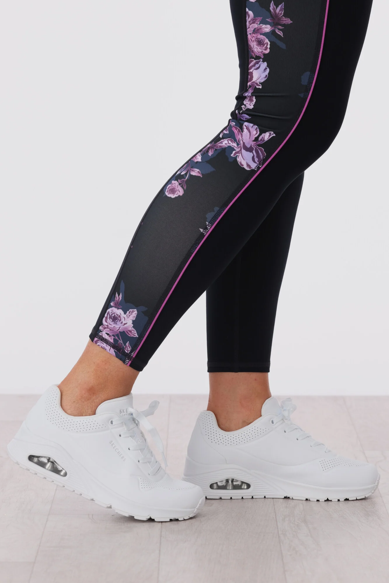 SKECHERS WOMENS UNO STAND ON AIR - WHITE - Image 3