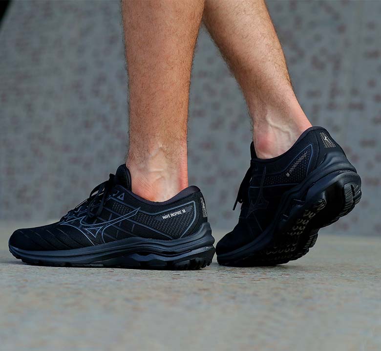MIZUNO MENS WAVE INSPIRE 18 - BLACK - Image 10