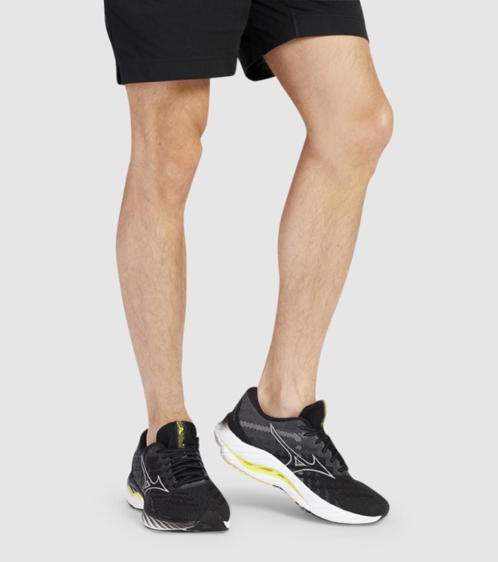 MIZUNO MENS WAVE INSPIRE 19 SSW - BLACK NIMBUS CLOUD BLAZING YELLOW - Image 6