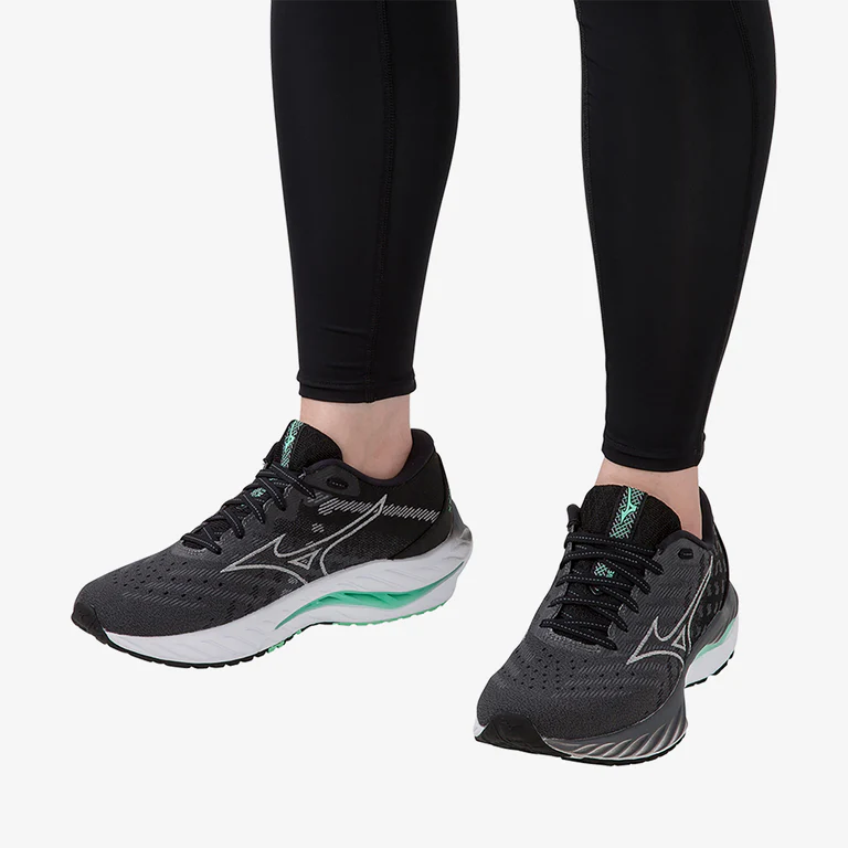 MIZUNO WOMENS WAVE INSPIRE 19 SSW - IRON GATE (22) - Image 3