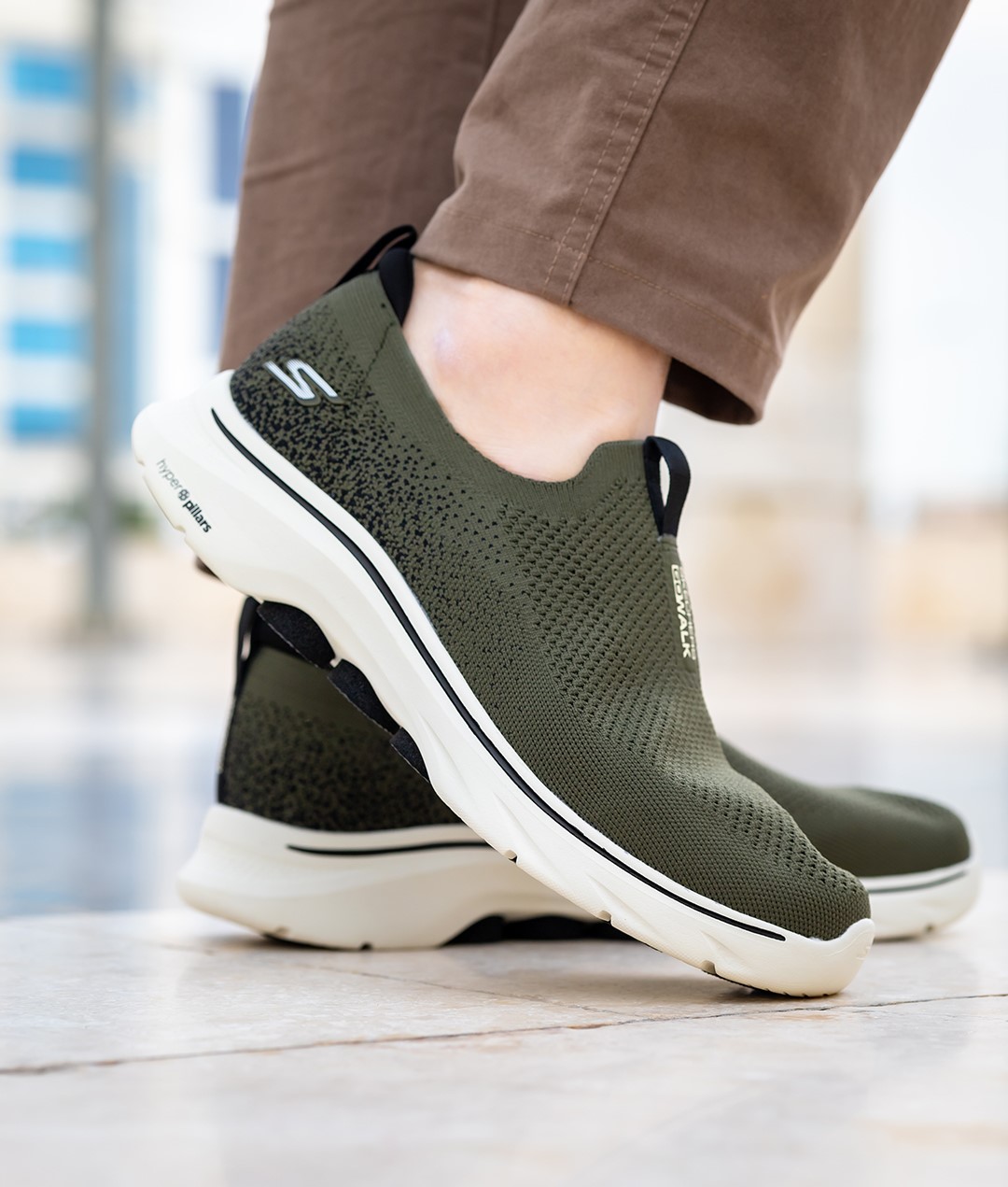 SKECHERS MENS GO WALK 7 - OLIVE BLACK - Image 2